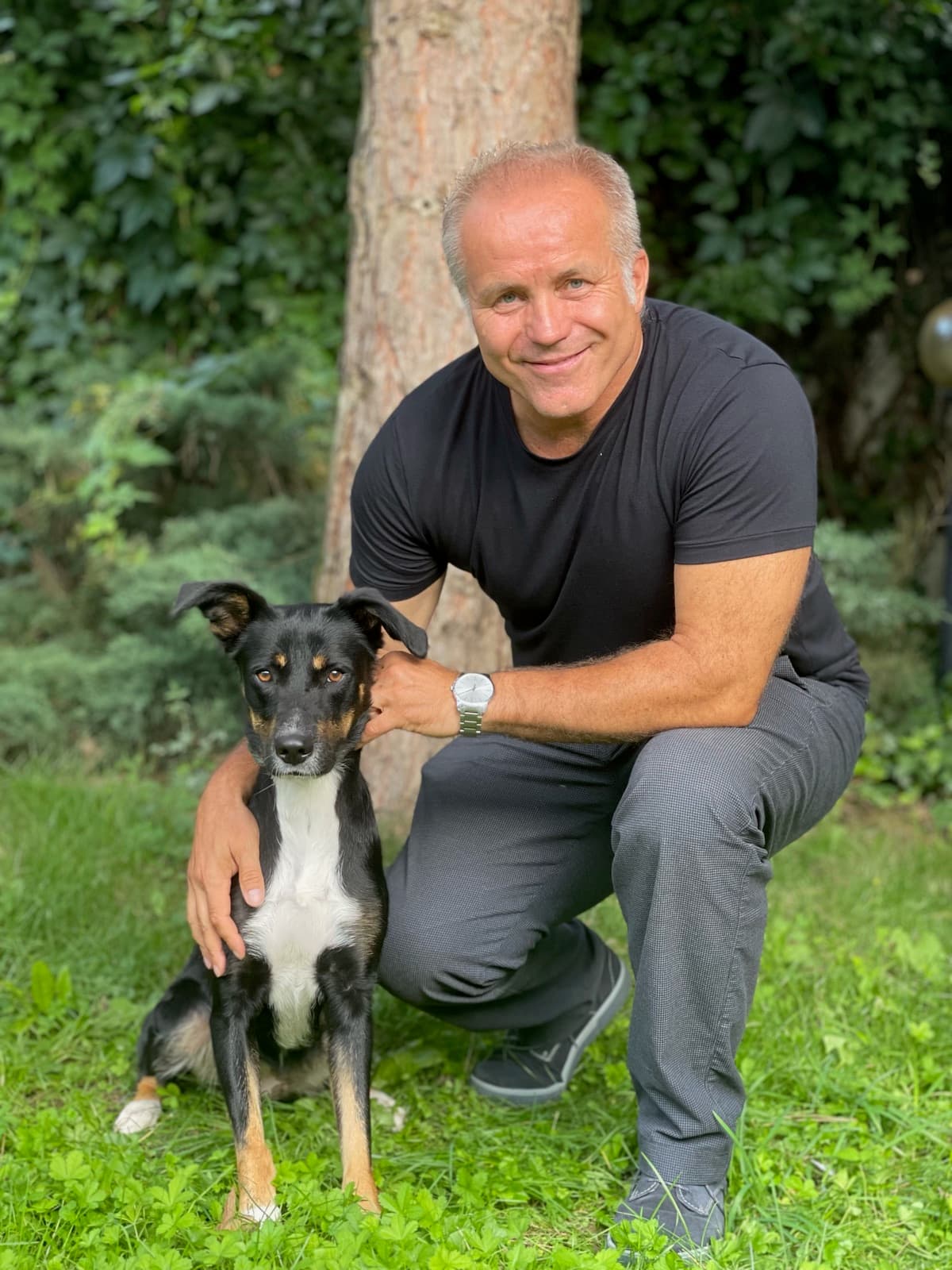 Pavel Sehnal s adoptovanou fenkou Amy